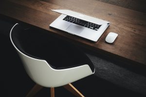 تمرکز فکری در محیط کار بیشتر است تا در خانه